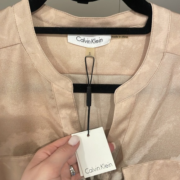 Calvin Klein button down - Picture 3 of 4